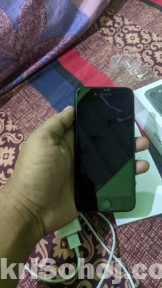 iphone 7. 128 GB Mat Black